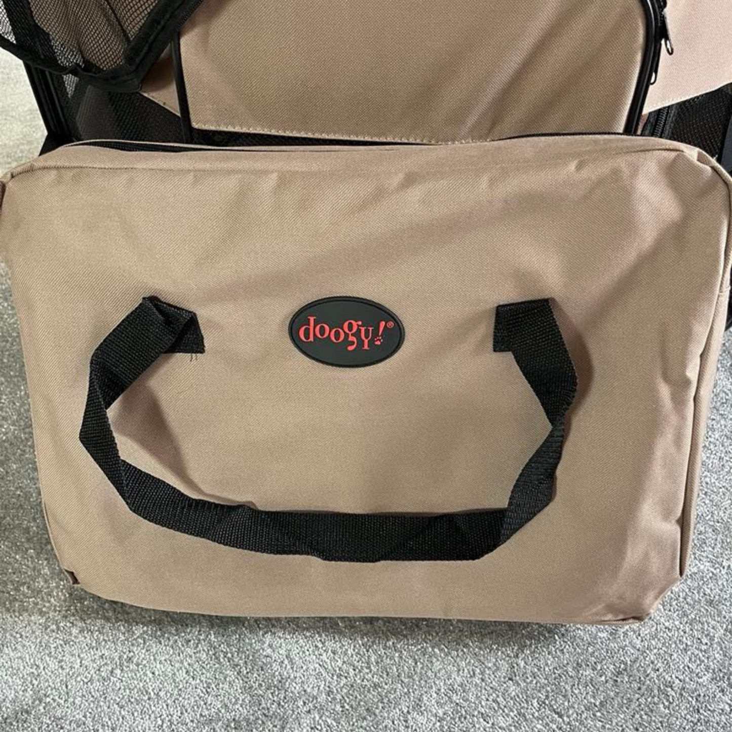 Parc à Chiot Nylon - Pliable, avec 8 Panneaux, Fond Amovible & Sac de Transport | Le Dressing du Chien