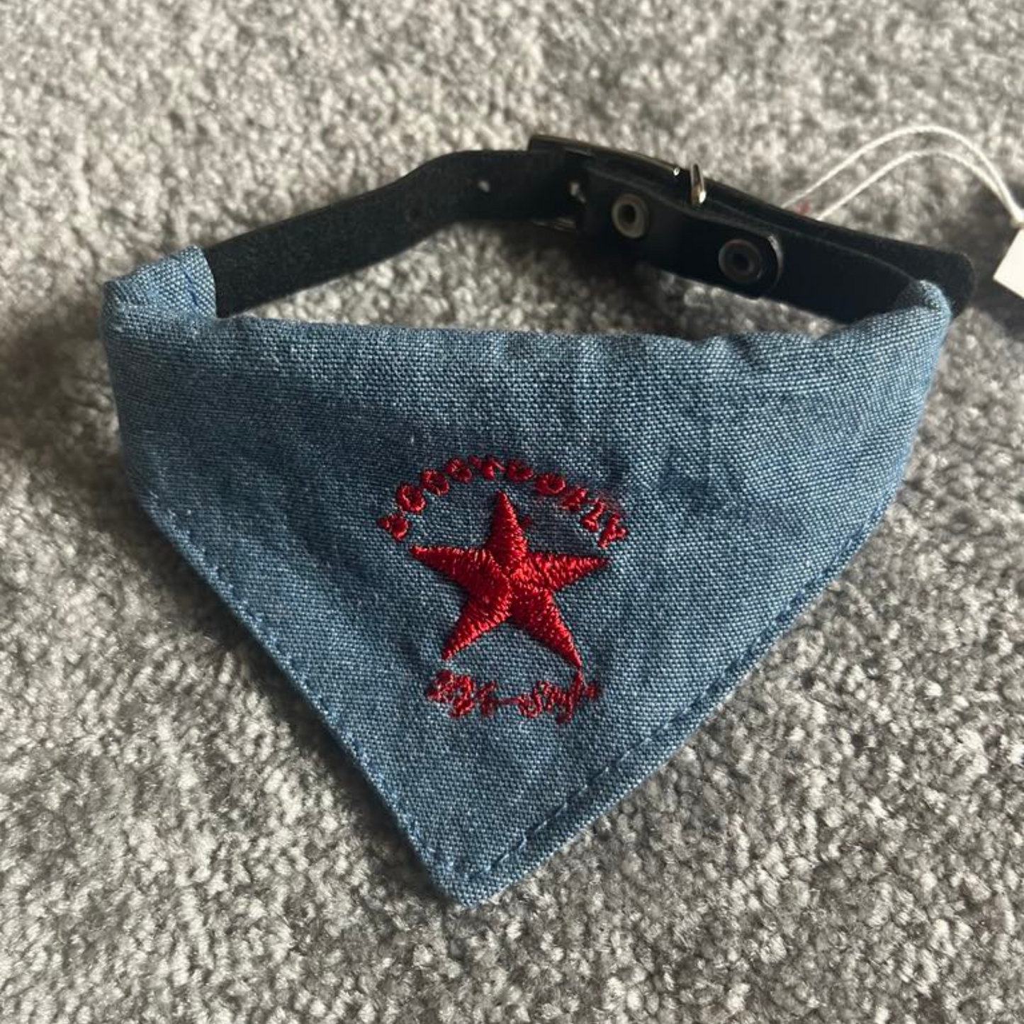 Bandana DOGGYDOLLY - bleu clair jeans pour chien et chiot