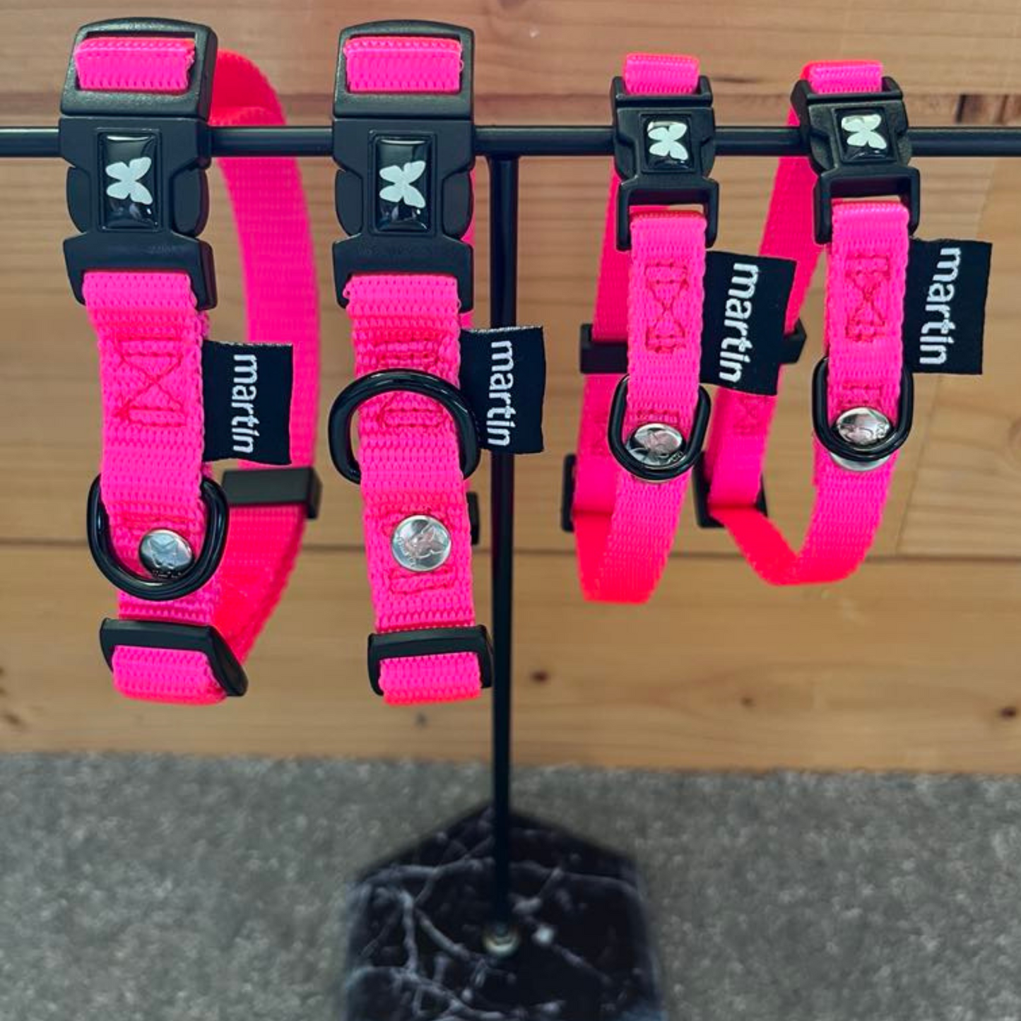 Collier Rose en Nylon pour Chien - Confortable, Réglable & Résistant | Le Dressing du Chien