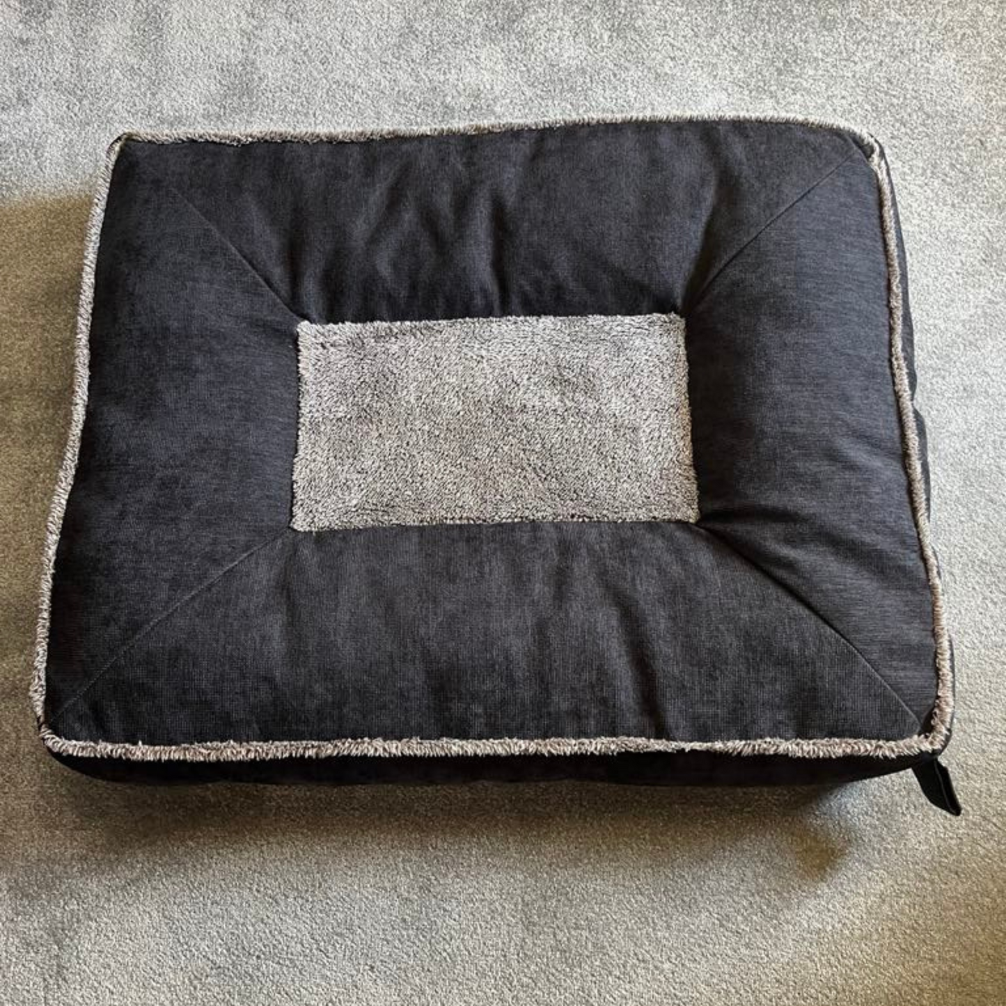 Coussin Grand Confort pour Chien - Taille XL - Moelleux, Déhoussable & Élégant | Le Dressing du Chien