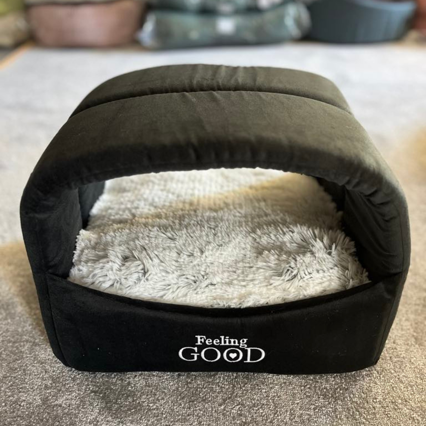 Tunnel Igloo - Douillet, Pliable & Parfait pour l'Hiver | Le Dressing du Chien