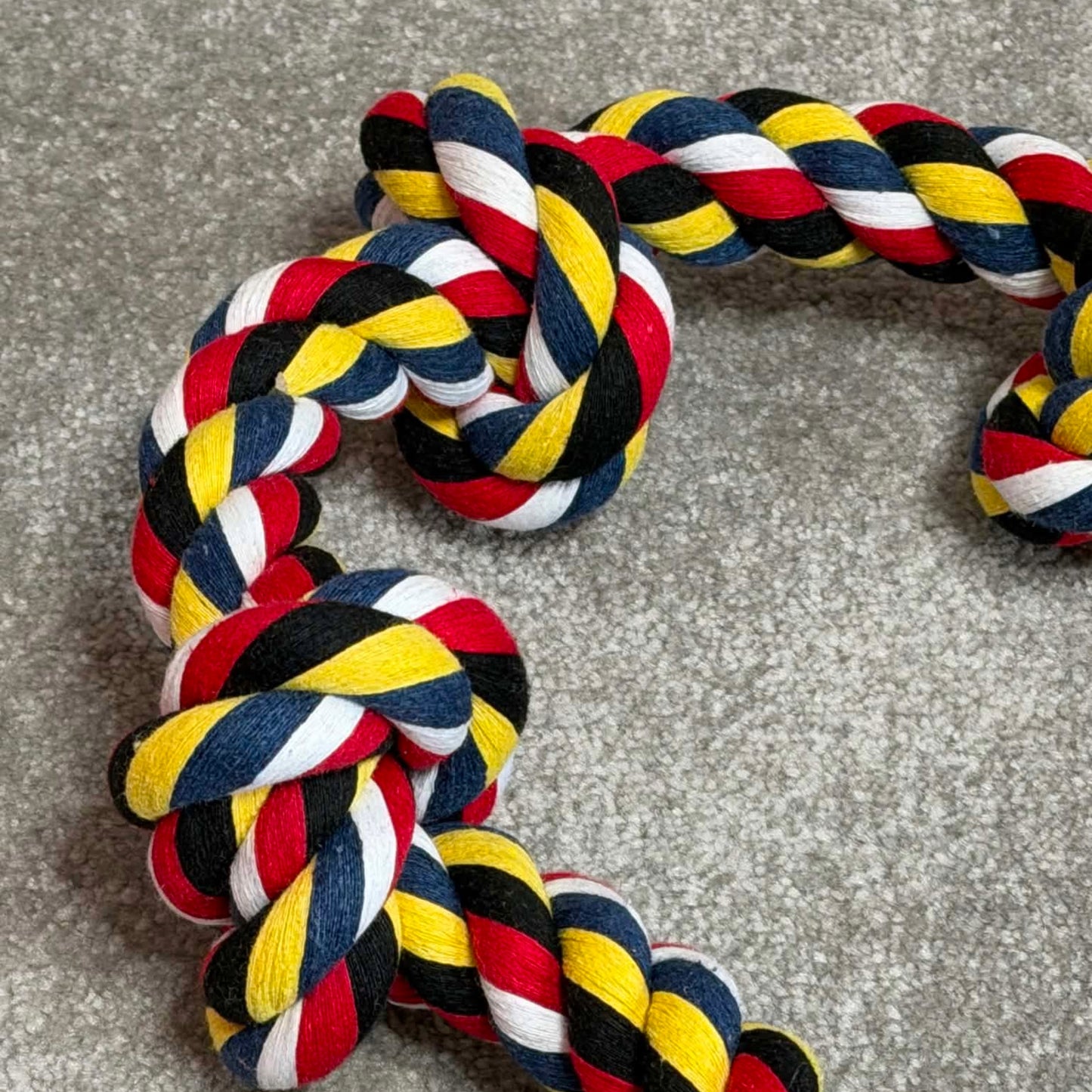 Jouet corde pour grand chien 4 nœuds 60 cm - Ultra résistant