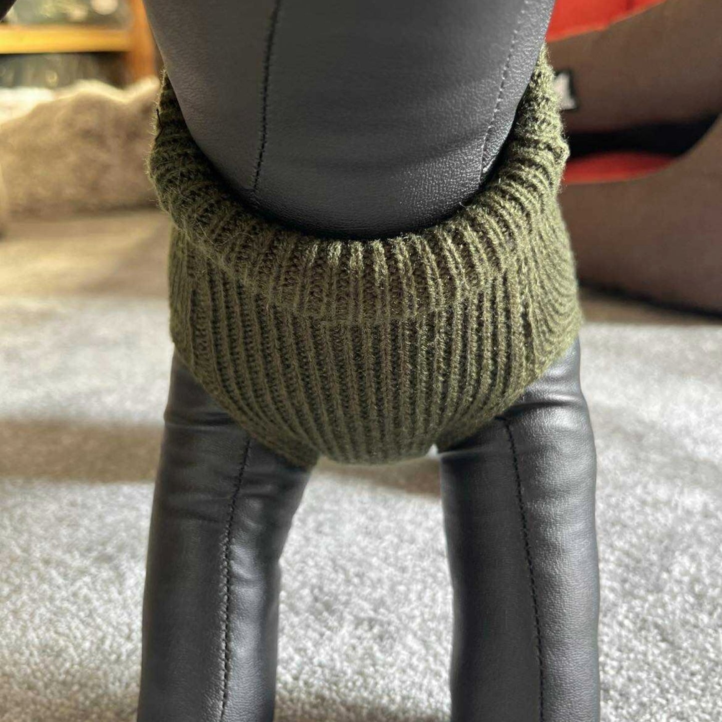 Pull Alter Ego par Martin Sellier - Kaki ou Rouge | Le Dressing du Chien