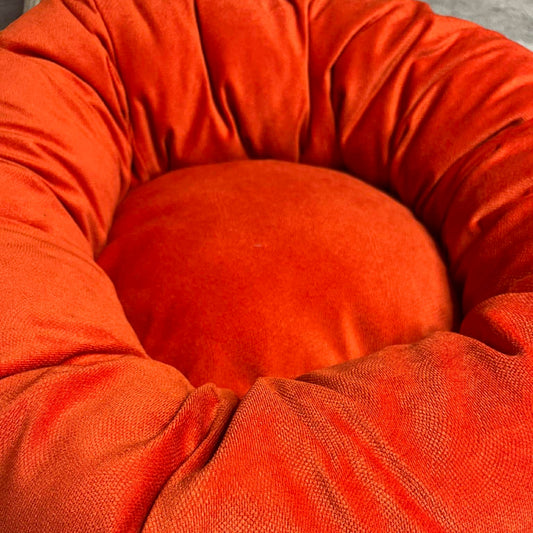 Panier rond en velours orange 50 cm - Confort et élégance | Le Dressing du Chien