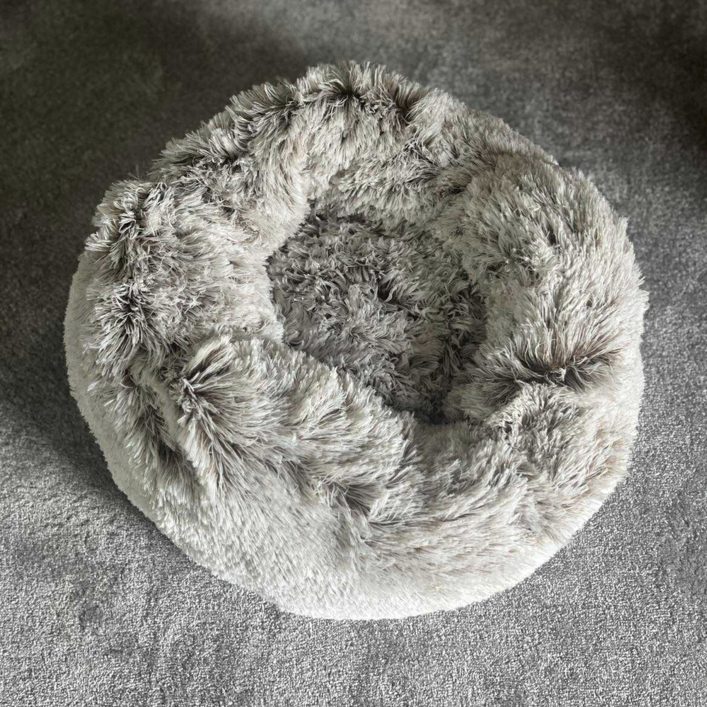 Coussin Poilu Ultra Doux Beige pour Chien - Confort Apaisant & Anti-Stress - Haute Qualité | Le Dressing du Chien