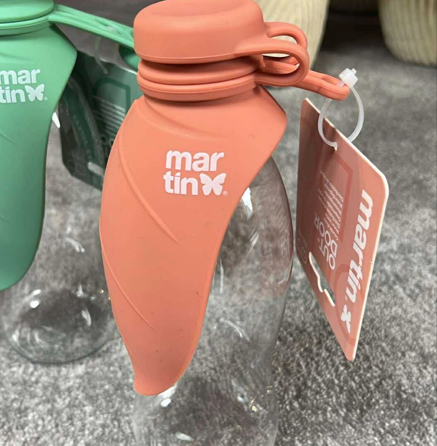 Gourde de voyage pour chien Martin - Plastique & silicone | Le Dressing du Chien