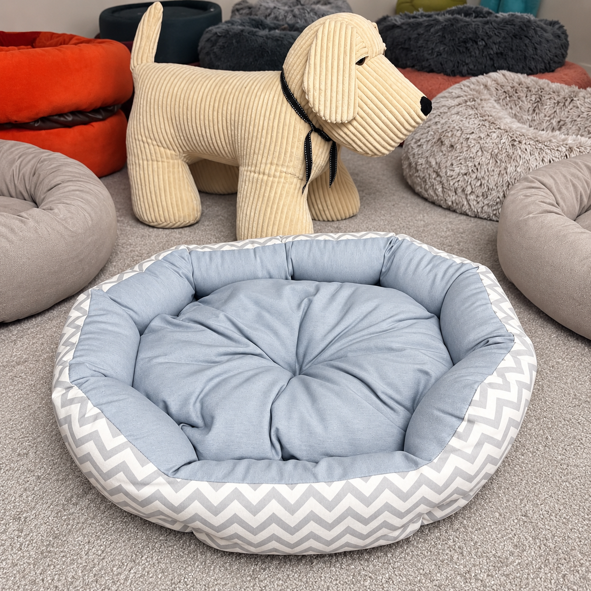 Panier pour chien Mathilde ovale - Motif zigzag gris - Coussin réversible | Le Dressing du Chien