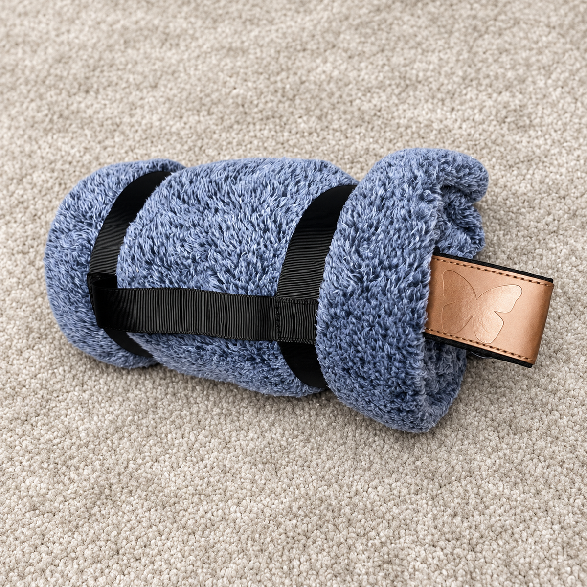 Plaid Bleu Polaire de Voyage Doudouzen Martin Sellier - Taille 100 cm | Confort & Chaleur pour chien | Le Dressing du Chien