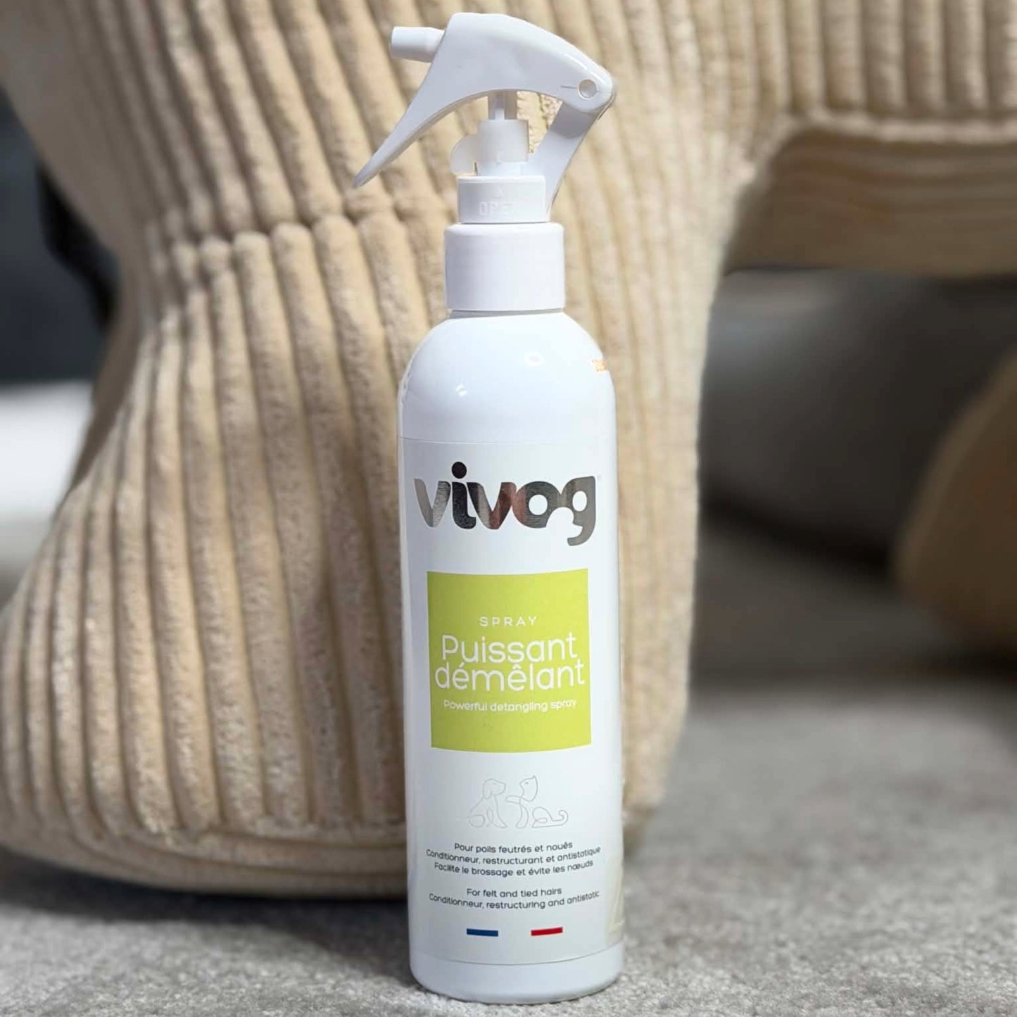 Spray Démêlant Puissant Vivog - Poils noués et feutrés - Made in France | Le Dressing du Chien