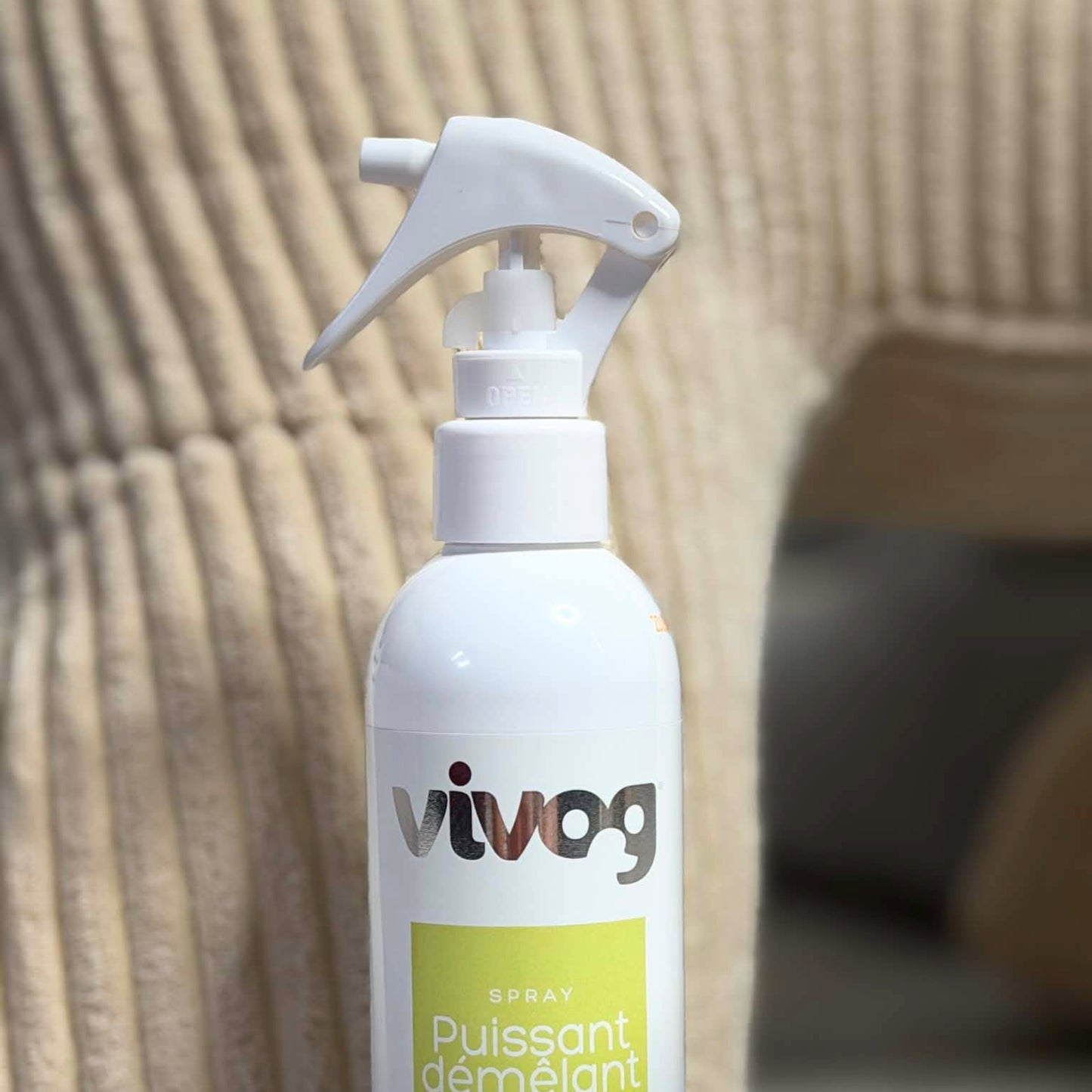 Spray Démêlant Puissant Vivog - Poils noués et feutrés - Made in France | Le Dressing du Chien